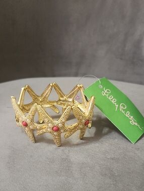 NWT Lilly Pulitzer Gold Starfish Bracelet with Coral Accents